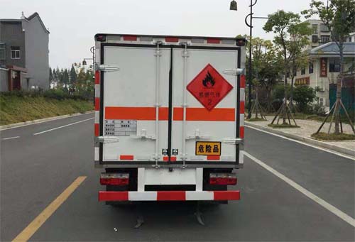 SZD5035XRQE6型易燃?xì)怏w廂式運(yùn)輸車(國六)