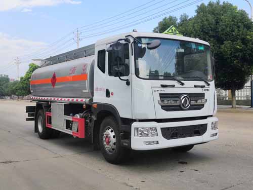 炎帝牌SZD5185GYY6型運(yùn)油車