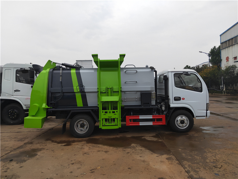 東風5方6方餐廚垃圾車(方罐)